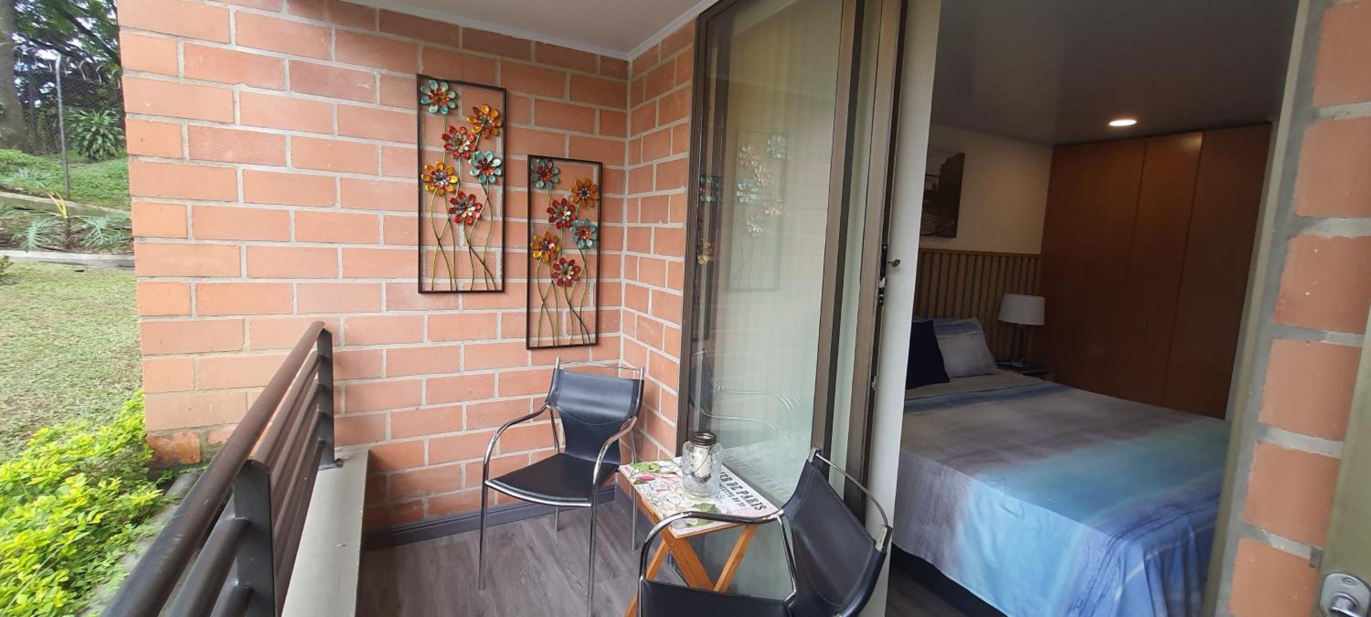 Apartamento Cerca A Plaza Mayor Μεντεγίν Εξωτερικό φωτογραφία
